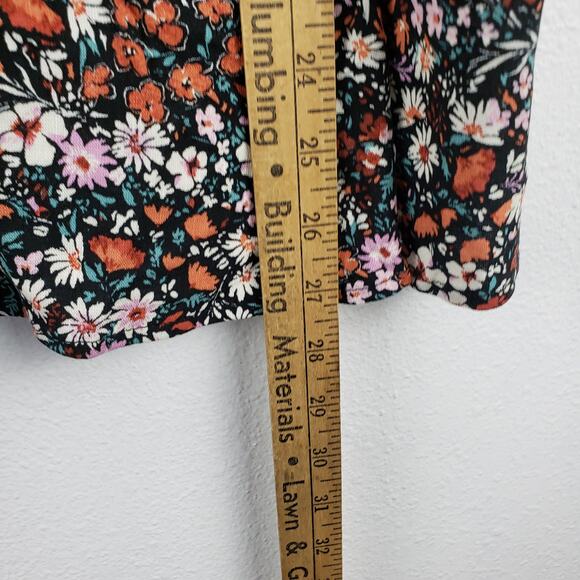 Torrid Women's 1X Side Cutout Babydoll Top Dark Ditzy Floral Flutter Sleeve New - Picture 6 of 12